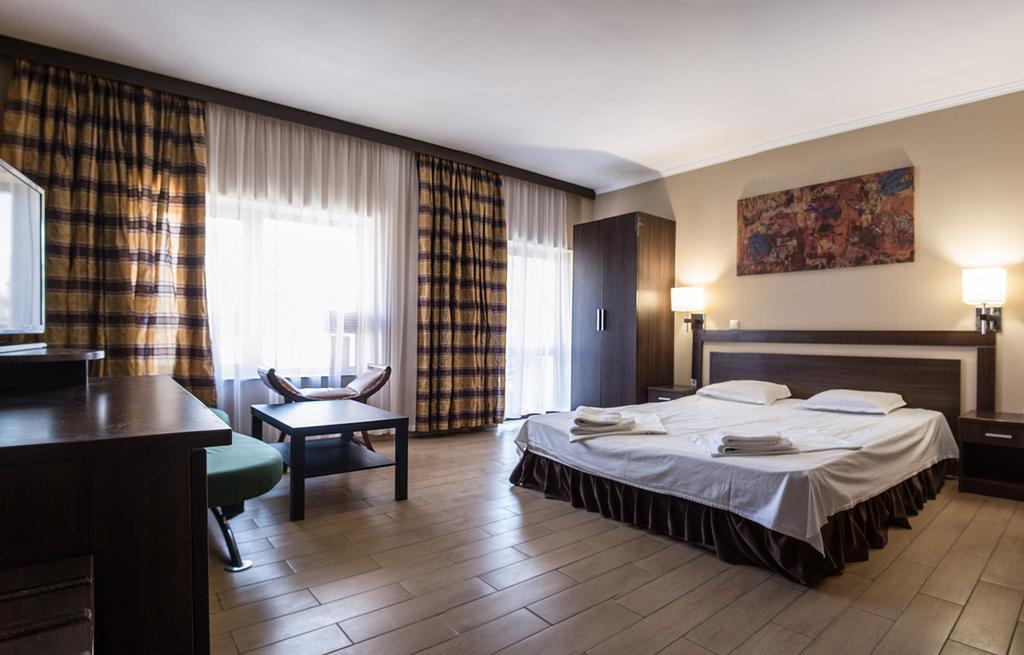 Art Hotel Varna Eksteriør bilde