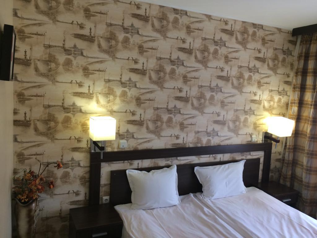 Art Hotel Varna Eksteriør bilde
