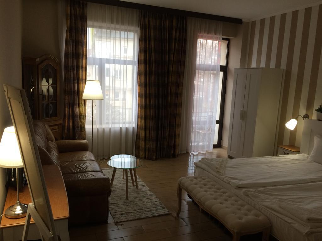 Art Hotel Varna Eksteriør bilde